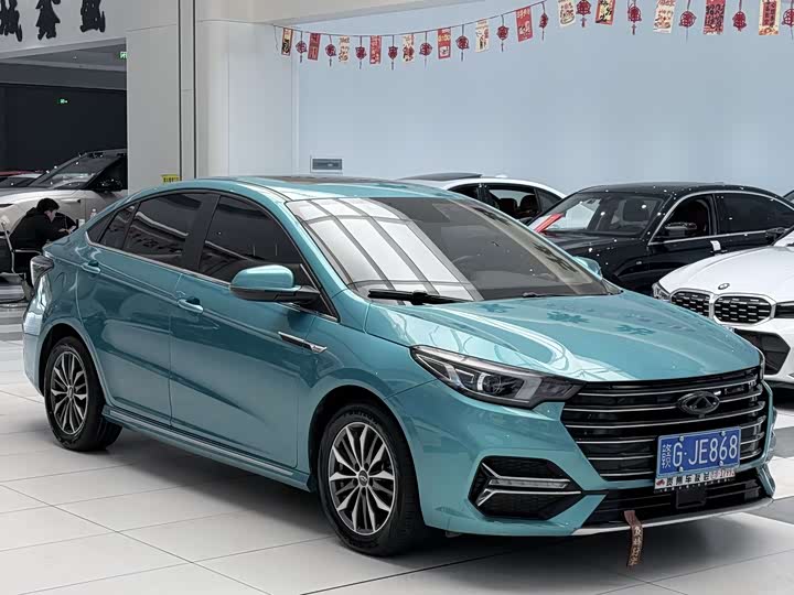 Фото 2 - Chery Omoda S5 (Arrizo 5 Plus)