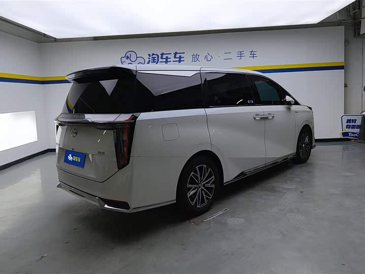 GAC Trumpchi M8 2024 2024款 大师系列 400T 至尊版