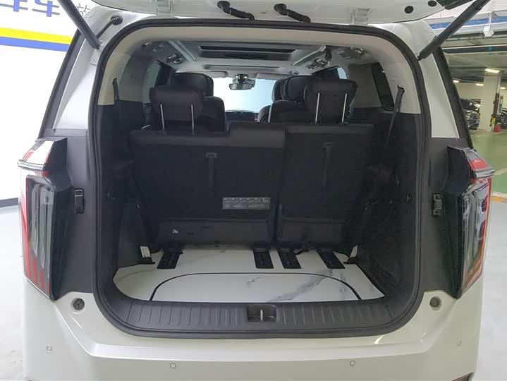 GAC Trumpchi M8 2024 2024款 大师系列 400T 至尊版