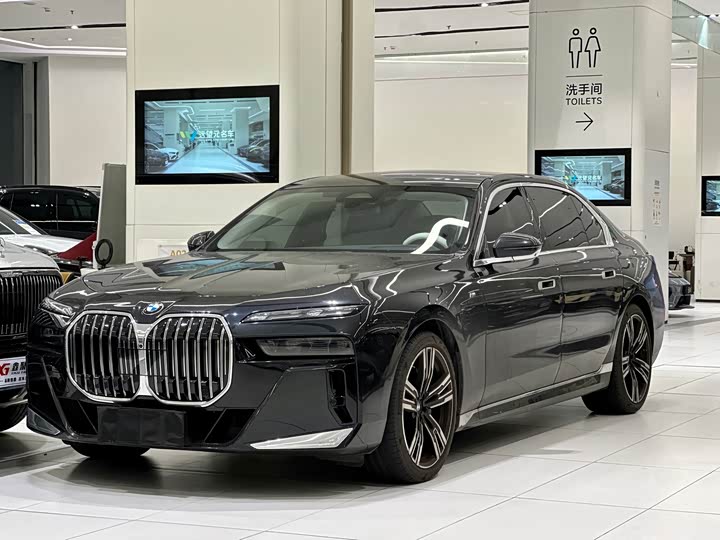 BMW 7 Series 2023 2023款 740Li 领先型 M运动套装