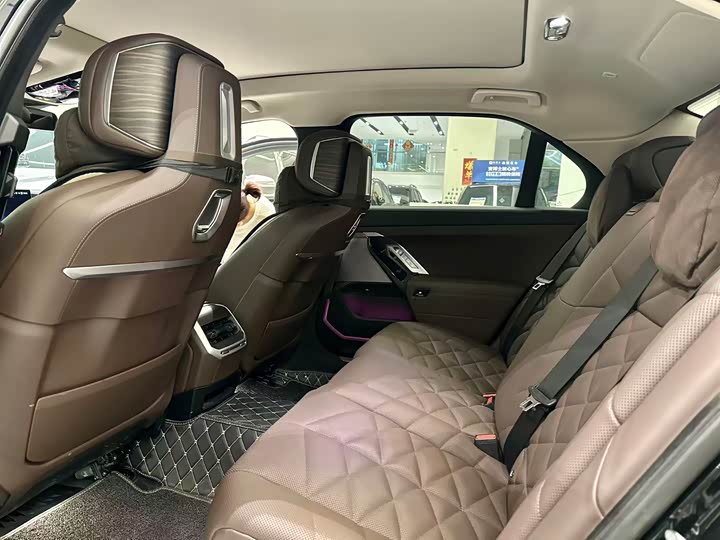 BMW 7 Series 2023 2023款 740Li 领先型 M运动套装