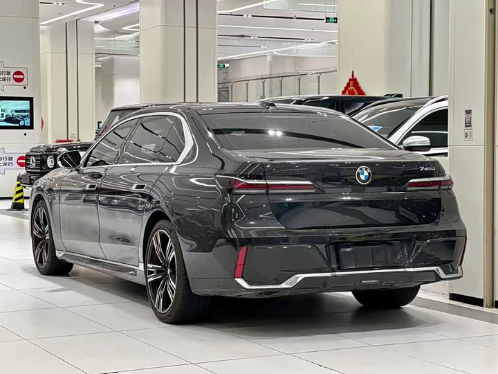 BMW 7 Series 2023 2023款 740Li 领先型 M运动套装