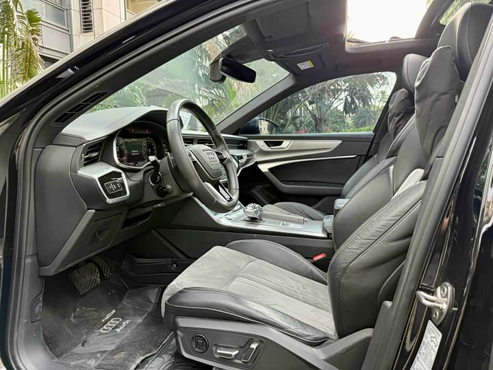 Zdjęcie 4 - Audi A6L