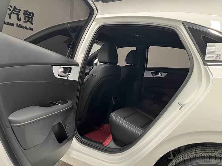 Kia K3 2023 2023款 1.5L CVT豪华版