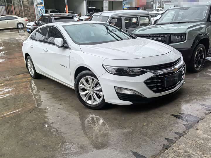 Фото 3 - Chevrolet Malibu XL