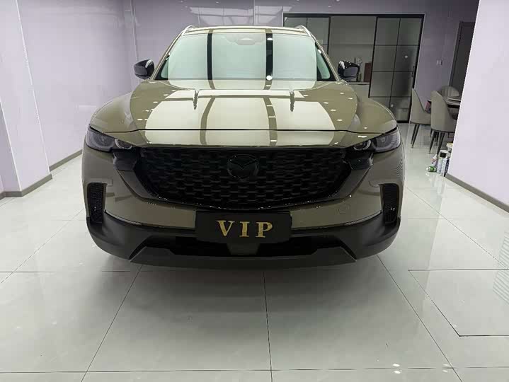 Фото 2 - Mazda CX-50