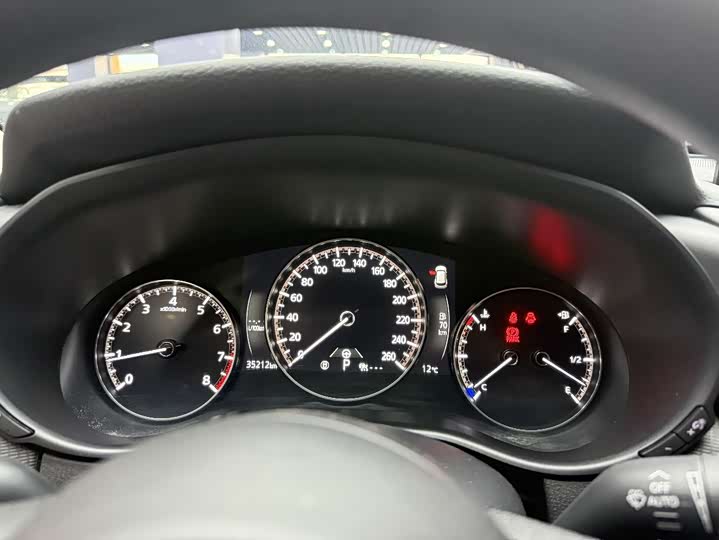 Фото 9 - Mazda CX-50