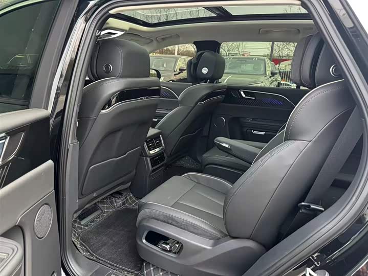 Hongqi E-HS9 2022 2022款 690km 旗享版 六座