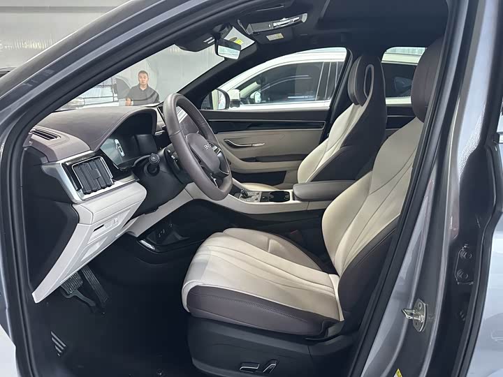 2025 BYD Song Plus Hybrid/EV