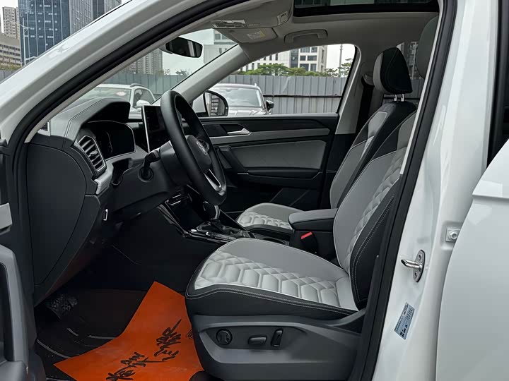 Фото 7 - Volkswagen Tayron