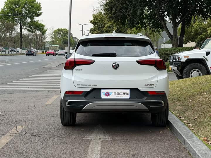 Buick Encore GX 2022 2022款 332T CVT两驱豪华型