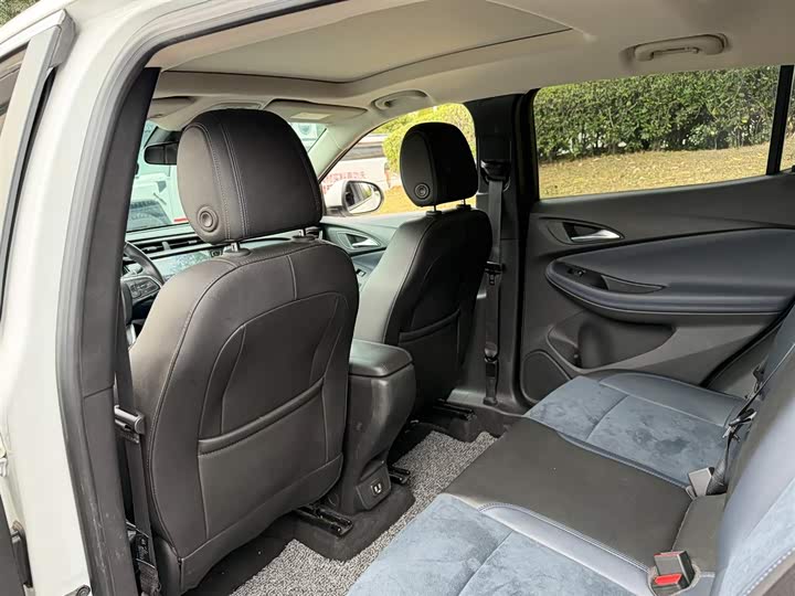 Buick Encore GX 2022 2022款 332T CVT两驱豪华型