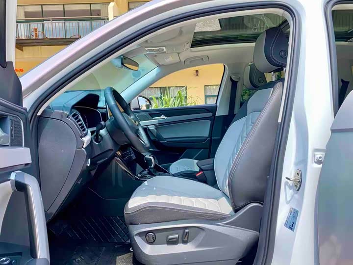 Volkswagen Tayron 2024 2024款 330TSI 两驱豪华Plus进阶版