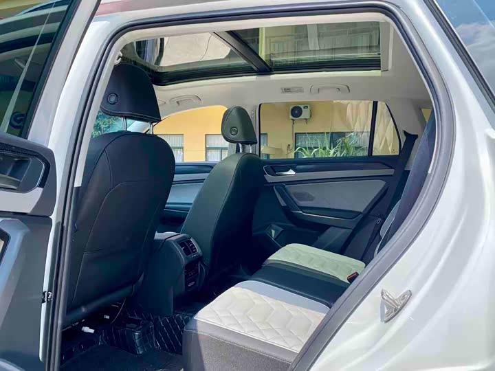 Volkswagen Tayron 2024 2024款 330TSI 两驱豪华Plus进阶版