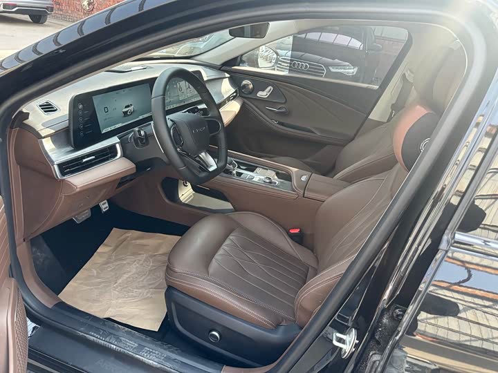 Chery Arrizo 8 2025 2025款 2.0T DCT劲