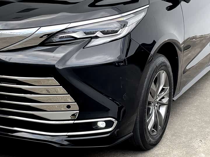 Toyota Sienna 2026 2026款 2.5L 双擎两驱舒适版