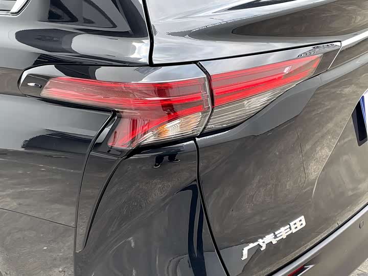 Toyota Sienna 2026 2026款 2.5L 双擎两驱舒适版