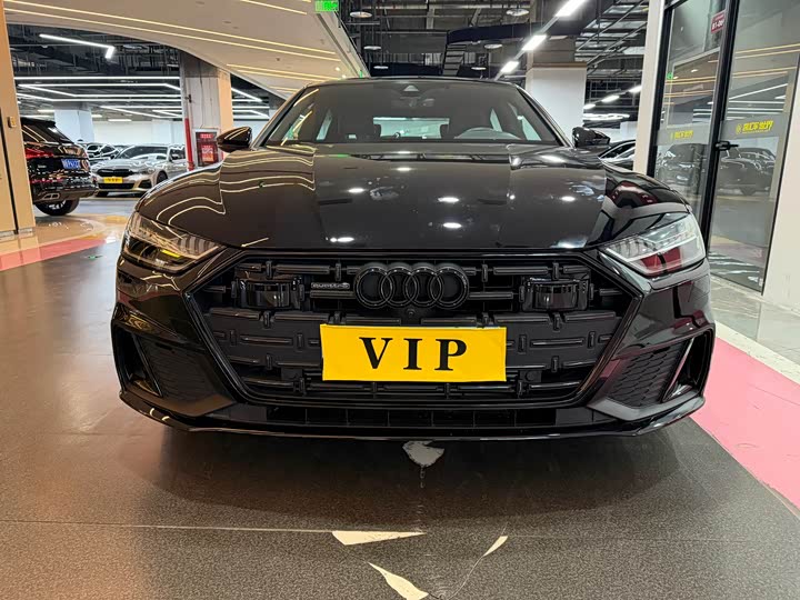 صورة 2 - Audi A7L