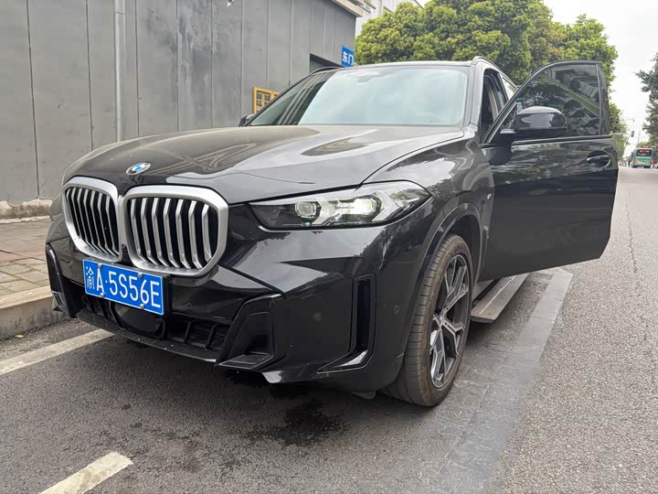Фото 1 - BMW X5