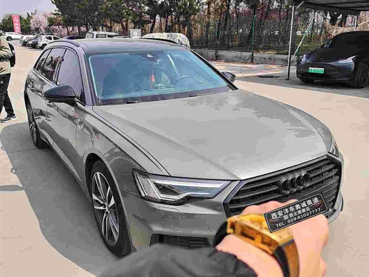 Audi A6 2022 2022款 Avant 先锋派 40 TFSI 豪华动感型