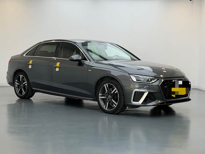 Фото 3 - Audi A4L