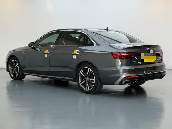 Фото 6 - Audi A4L