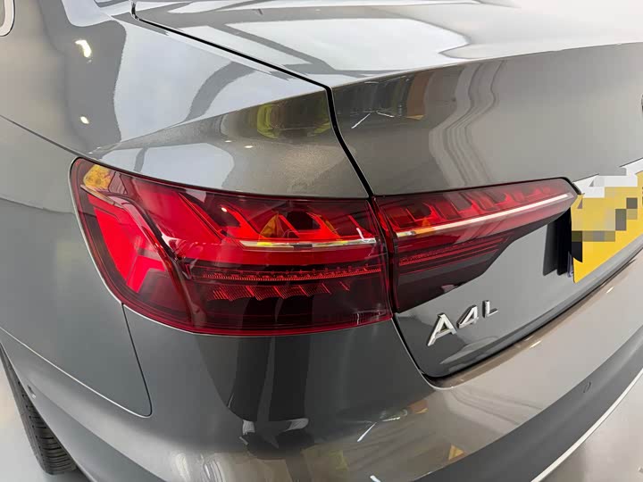 Фото 7 - Audi A4L