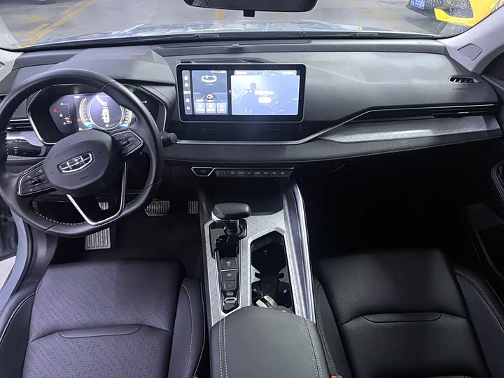 Zdjęcie 6 - Geely Preface