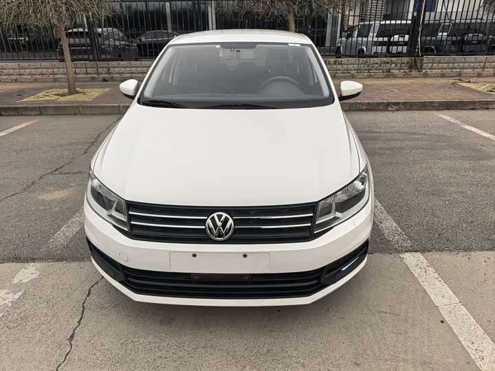 صورة 2 - Volkswagen Santana