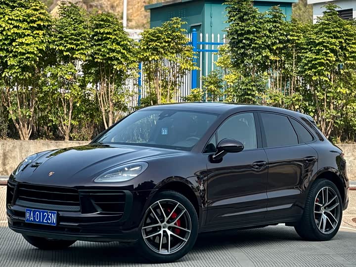 Photo 1 - Porsche Macan