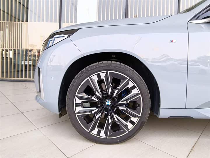 BMW X3 2025 2025款 xDrive30L 尊享型 M运动套装