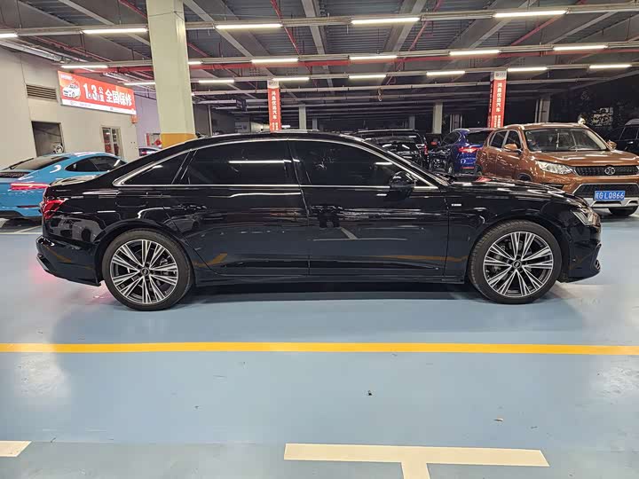 Zdjęcie 4 - Audi A6L