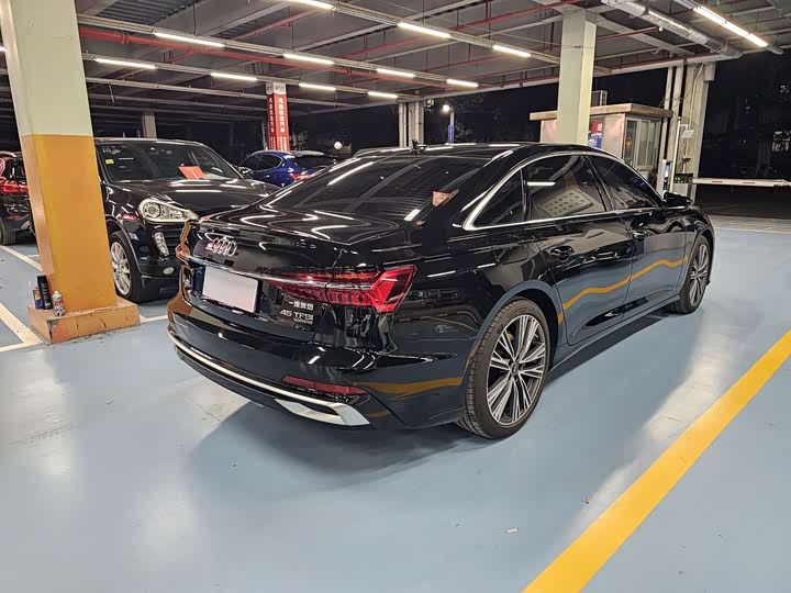 Zdjęcie 5 - Audi A6L