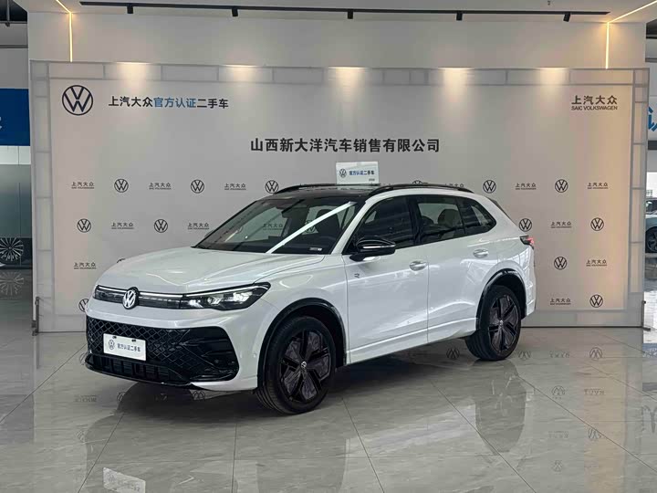 Фото 1 - Volkswagen Tiguan L Pro