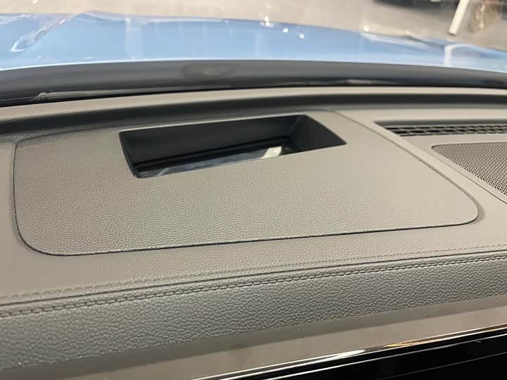 Фото 8 - Volkswagen Tiguan L Pro