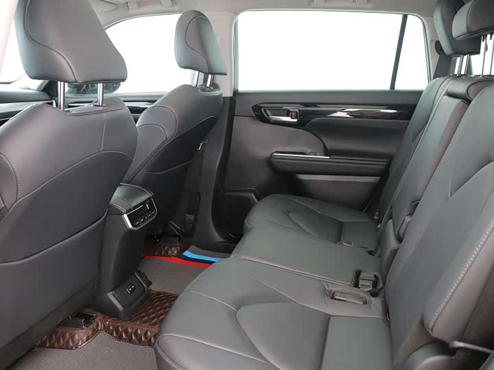 Toyota Highlander 2024 2024款 380T 四驱豪华版 7座