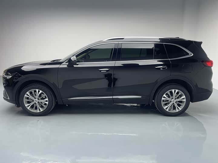 Photo 3 - Buick Envision Plus