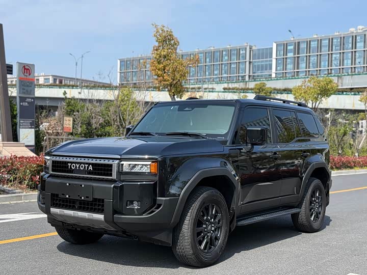 Фото 1 - Toyota Prado