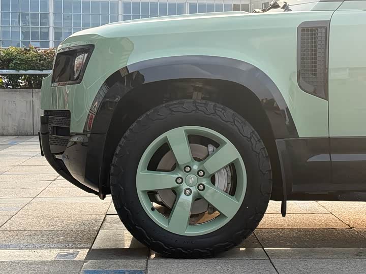 Zdjęcie 4 - Land Rover Defender