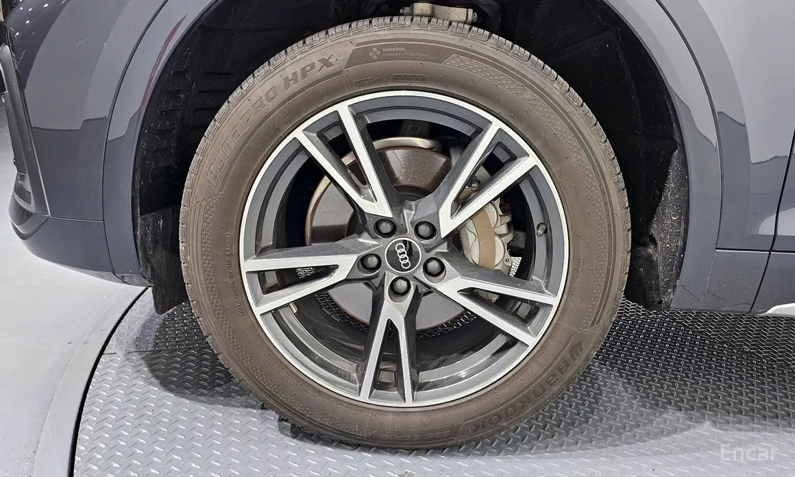 Audi Q5 2017 45 TFSI Quattro