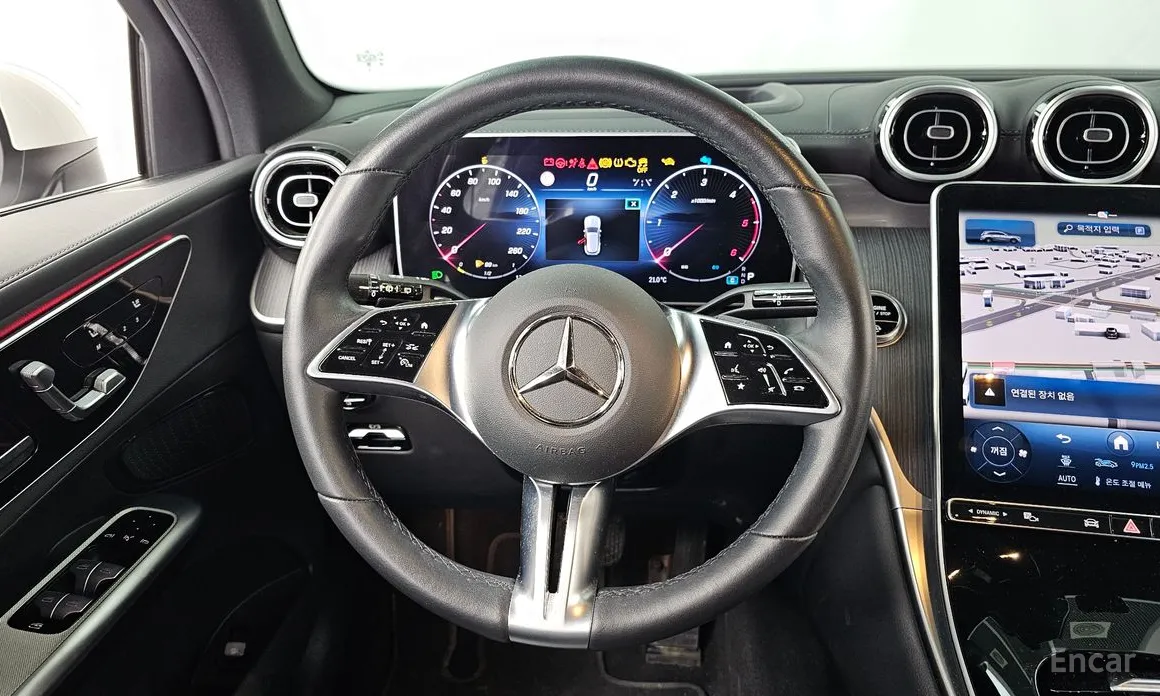 Mercedes-Benz GLC-Class 2023 GLC220 d 4MATIC