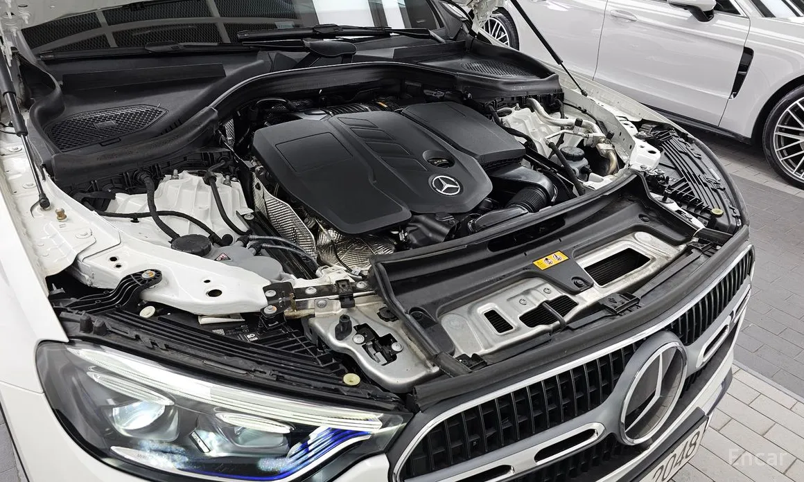 Mercedes-Benz GLC-Class 2023 GLC220 d 4MATIC