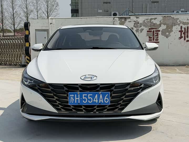 Фото 2 - Hyundai Elantra N line