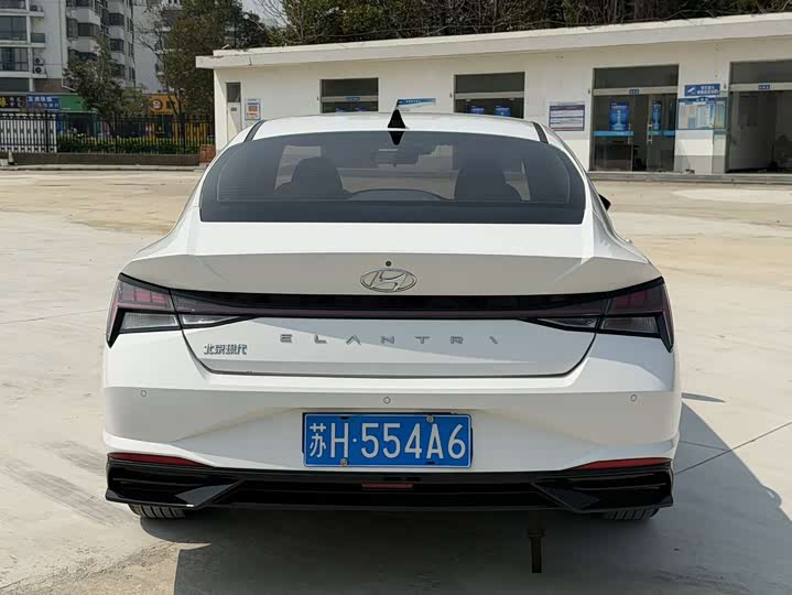 Фото 5 - Hyundai Elantra N line