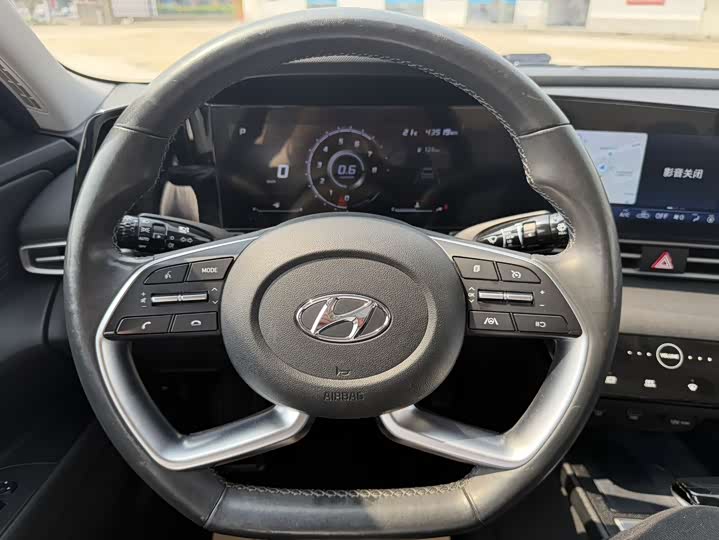 Фото 9 - Hyundai Elantra N line