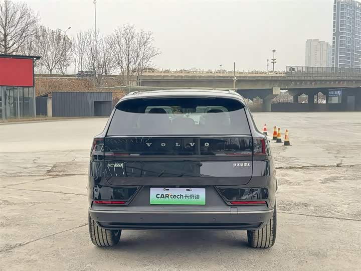 Volvo XC70 Hybrid 2026 2026款 两驱长续航Core