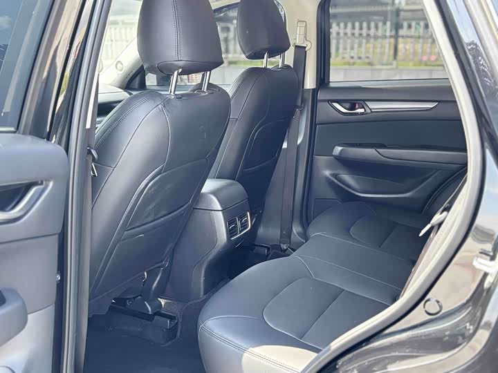 Mazda CX-5 2025 2025款 2.0L 自动两驱舒适型
