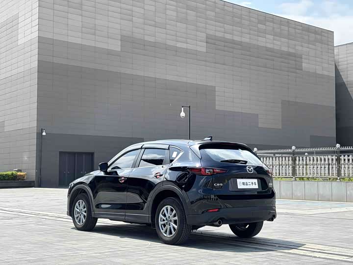 Mazda CX-5 2025 2025款 2.0L 自动两驱舒适型