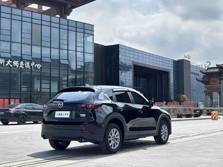 Mazda CX-5 2025 2025款 2.0L 自动两驱舒适型