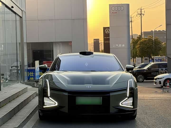HiPhi Z 2023 2023款 五座版